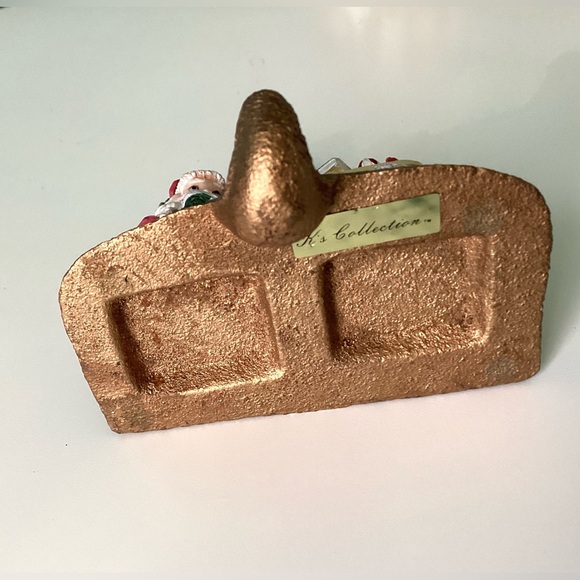 K’s Collection chimney Santa Claus stocking holder and gingerbread house - Picture 6 of 6